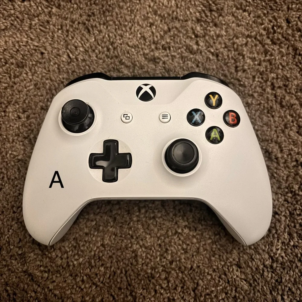 White Wireless Controller (Pick 1)